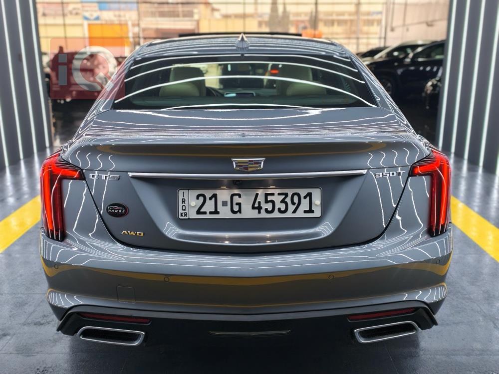 کادیلاک CT5